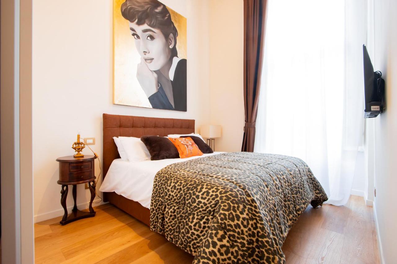Luxury Suite* * * * * Museo Egizio Appartamento